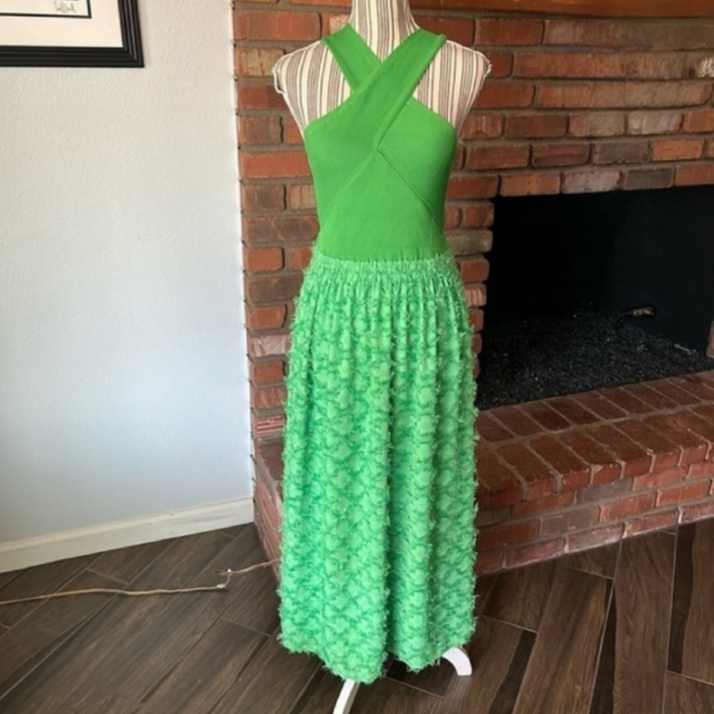 NWT Anthropologie Current Air Contrast Knit  Midi Dress in Apple Green Sz M